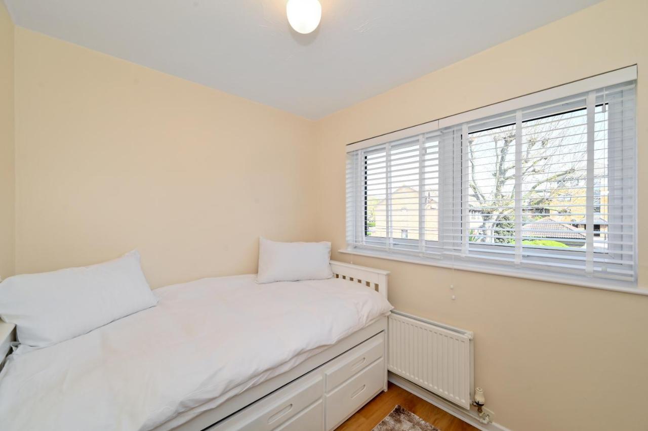 Modern House Near Canary Wharf, Excel, Greenwich ลอนดอน ภายนอก รูปภาพ
